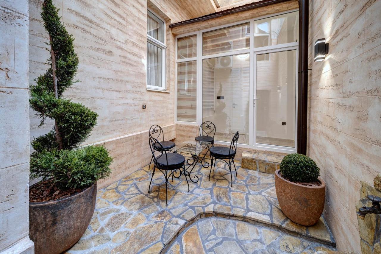 Apartment Kaliopi Belgrad Exteriör bild